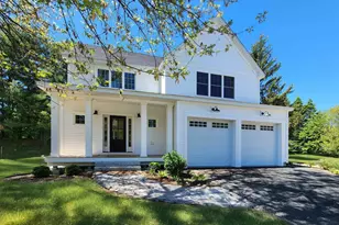 41 Shearwater Dr, Portsmouth, NH 03801 - Photo 1