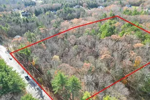 412 Main St, Sandown, NH 03873 - Photo 1