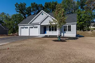 71 Wilderness Dr, Nashua, NH 03062 - Photo 1
