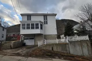 661 4th Ave, Berlin, NH 03570 - Photo 1