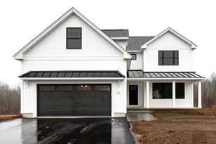 4 Robin Wy, Chester, NH 03036 - Photo 1