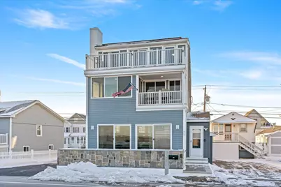 719 Ocean Boulevard, Hampton, NH 03842 - Photo 1