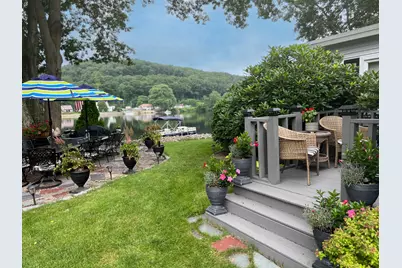 164 Chauncey Avenue, Manchester, NH 03104 - Photo 1