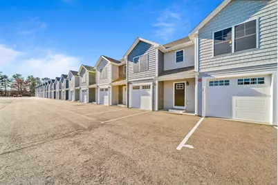 5 Dumaine Avenue #E, Nashua, NH 03063 - Photo 1