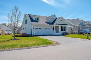 22 Sierra Hill Dr, Dover, NH 03820 - Photo 1