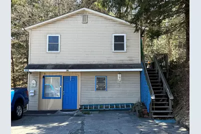688 North Main Street, Hartford, VT 05001 - Photo 1
