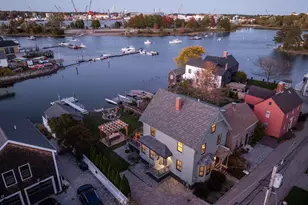 35 Salter St, Portsmouth, NH 03801 - Photo 1