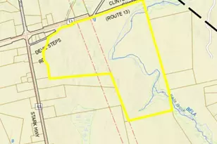 I3-03-05 Clinton St, Dunbarton, NH 03046 - Photo 1