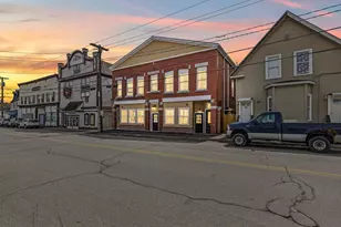 8 Depot St, Pittsfield, NH 03263 - Photo 1