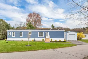 28 Seabreeze Dr, North Hampton, NH 03862 - Photo 1