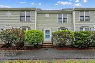 15 Elm St, Derry, NH 03038 - Photo 1