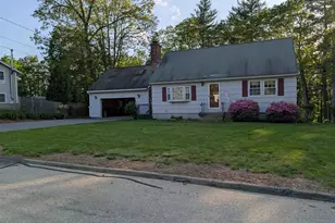 33 Newburgh Rd, Nashua, NH 03062 - Photo 1