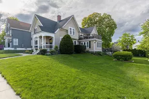 20 Russell Ave, Nashua, NH 03060 - Photo 1