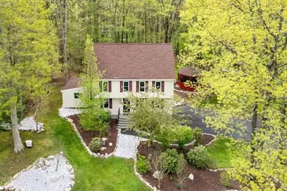 11 Spruce Street, Londonderry, NH 03053 - Photo 1