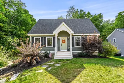 23 Wentworth Street, Rollinsford, NH 03869 - Photo 1