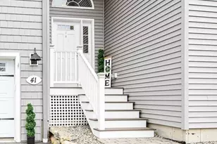 41 Winchester Dr, Hampstead, NH 03826 - Photo 1