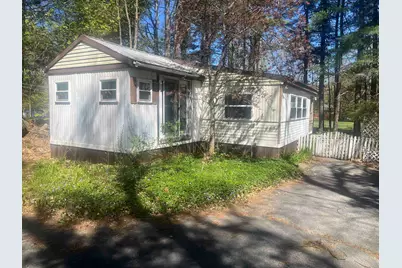 89 Main Street, Kingston, NH 03848 - Photo 1