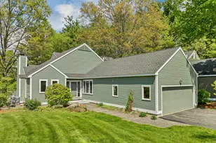 204 Chase Way, Manchester, NH 03104 - Photo 1