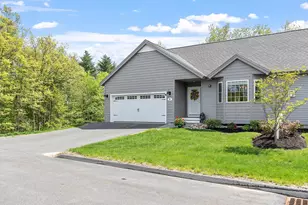 2 Springfield Dr, Hampstead, NH 03826 - Photo 1