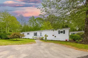 56 Oak Dr, North Hampton, NH 03862 - Photo 1