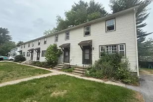 16 Townhouse Rd, Allenstown, NH 03275 - Photo 1