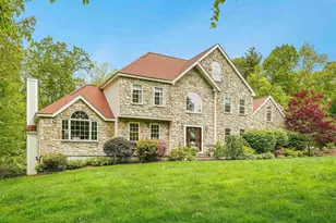 9 Victoria Ln, Hampstead, NH 03826 - Photo 1