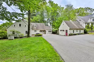 98 Wellington St, Nashua, NH 03064 - Photo 1