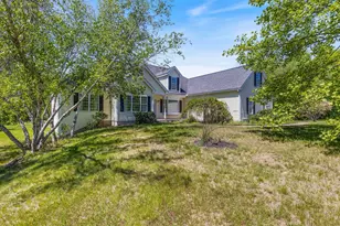 44 Thunder Rd, Fremont, NH 03044 - Photo 1