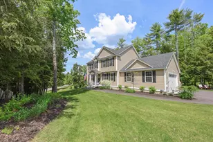 28 Sandybrook Dr, Raymond, NH 03077 - Photo 1