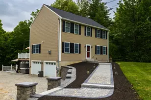 422 High St, Boscawen, NH 03303 - Photo 1