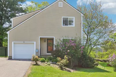 32 Doggett Lane, Nashua, NH 03064 - Photo 1