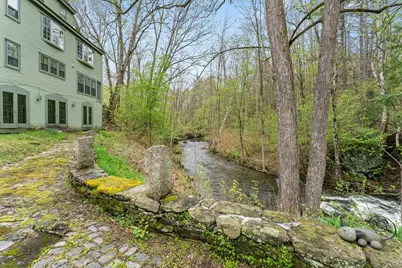 85 Dartmouth College Highway #204, Lyme, NH 03768 - Photo 1