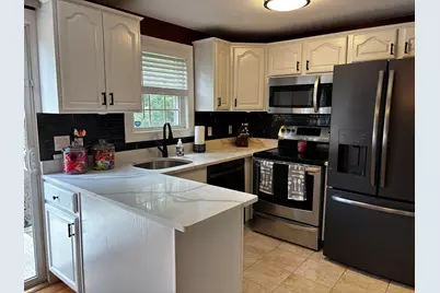 91 Fieldstone Drive, Londonderry, NH 03053 - Photo 1