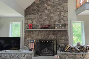 564 Main St, Fremont, NH 03044 - Photo 1