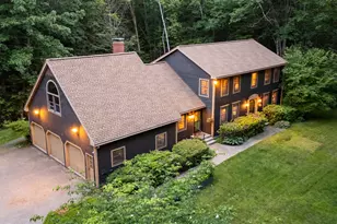 98 Dudley Rd, Brentwood, NH 03833 - Photo 1