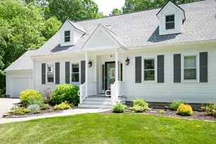 85 F W Hartford Dr, Portsmouth, NH 03801 - Photo 1