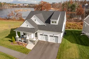 21 Catesby Ln, Londonderry, NH 03053 - Photo 1