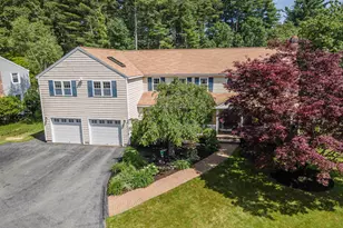 11 Watersedge Dr, Nashua, NH 03063 - Photo 1