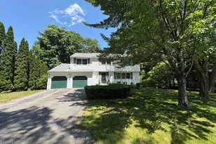 35 Woodland Dr, Nashua, NH 03063 - Photo 1