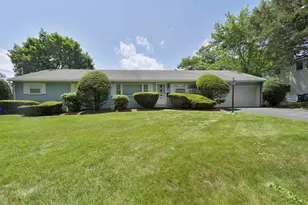 60 Hillhaven Rd, Manchester, NH 03104 - Photo 1