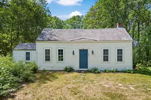 102 Green Rd, Raymond, NH 03077 - Photo 1