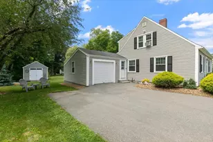 168 Main St, Plaistow, NH 03865 - Photo 1