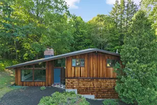 1025 Concord Stage Rd, Weare, NH 03281 - Photo 1