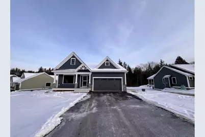 15 Edgewater Drive, Brentwood, NH 03833 - Photo 1