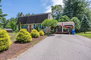 9 Timothy Ln, Hudson, NH 03051 - Photo 1