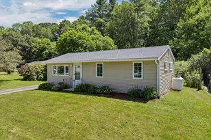 9 Cedarbrook Dr, Dover, NH 03820 - Photo 1