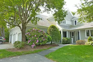 16 Laurel Ct, Nashua, NH 03062 - Photo 1