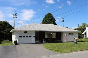 8 Melrose St, Claremont, NH 03743 - Photo 1