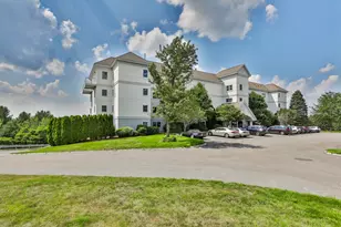 16 Mountain Laurels Dr, Nashua, NH 03062 - Photo 1