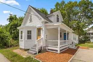 23 Pine St, Rochester, NH 03867 - Photo 1